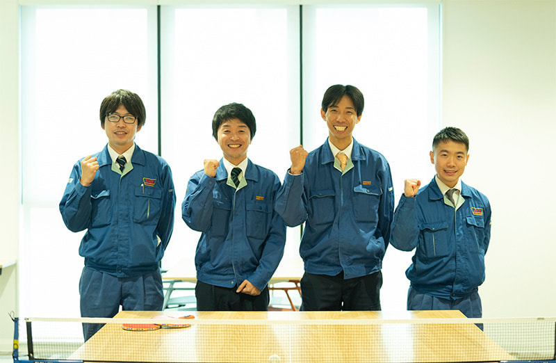 デイケイケイサービス関西社員